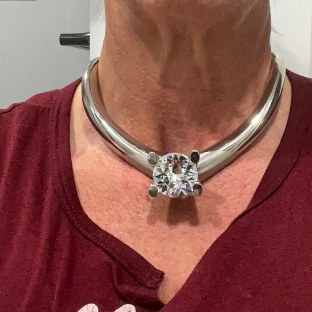 Louis Vuitton Silver Sculptural Necklace with Crystal Accent - Picture 4 of 11